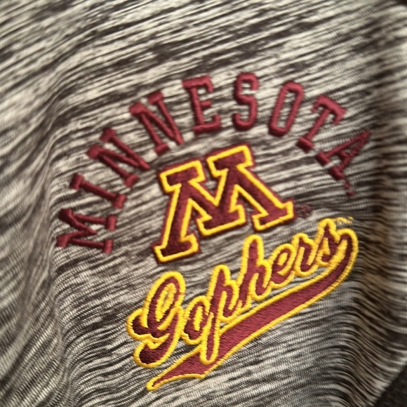 Women’s Minnesota Gophers full zip up - Picture 2 of 3